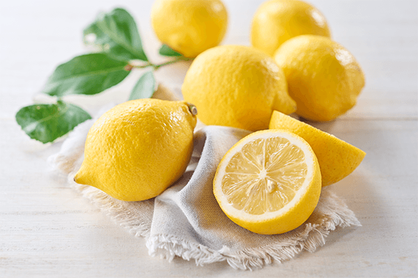 如月の食材　レモン